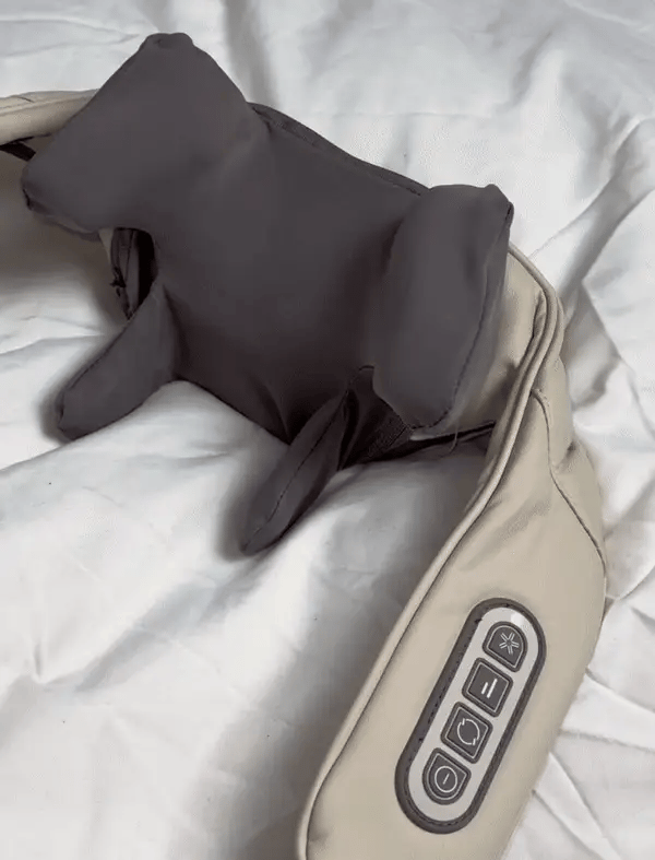 Lush™ Kneading Massager (Shoulder and Neck) – مدلك عجن للكتف والرقبة